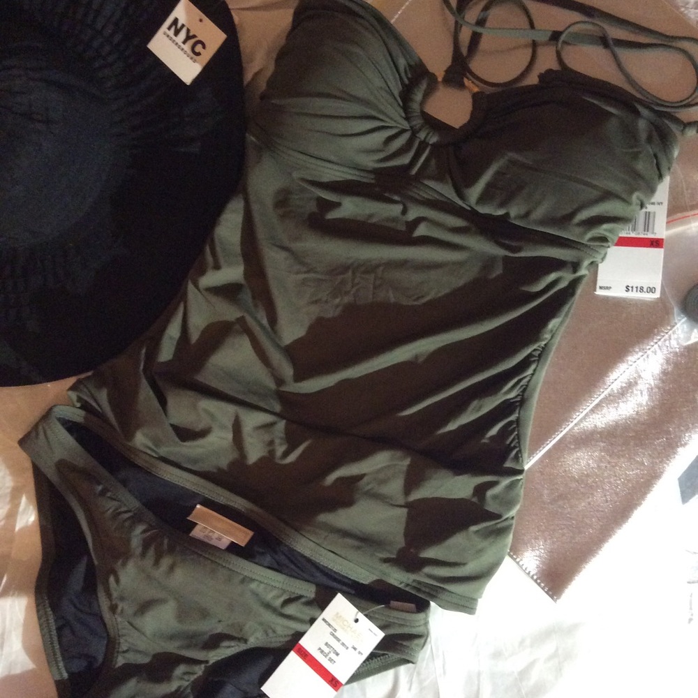 HP⭐️MICHAEL Michael Kors Bandeau Tankini NWT XS - Picture 2 of 8